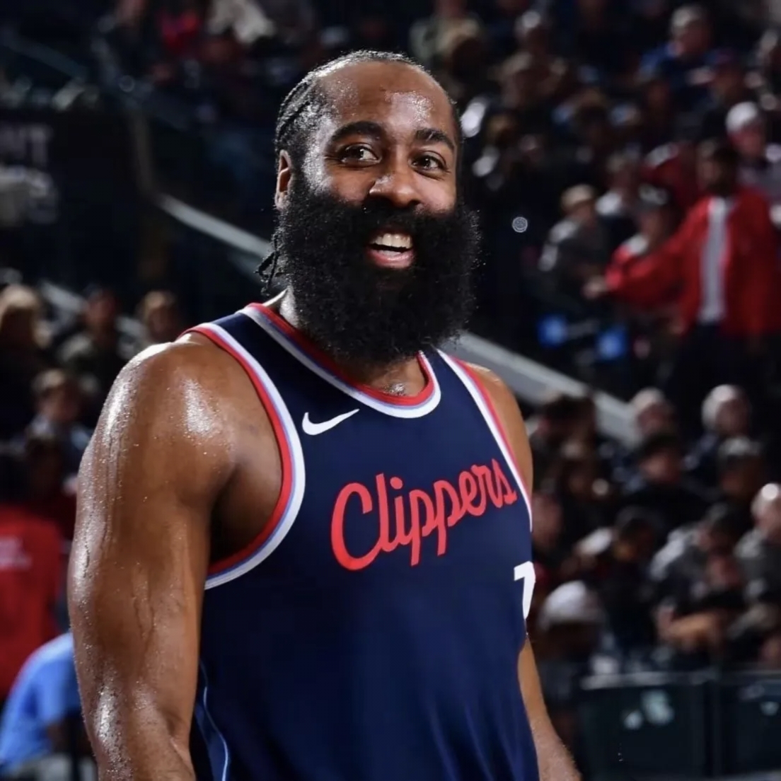 关于赛地聚焦：NBA季后赛转会期热度飙升；费耶诺德队长鼓劲；压力陡增；年轻球员得到机会的信息