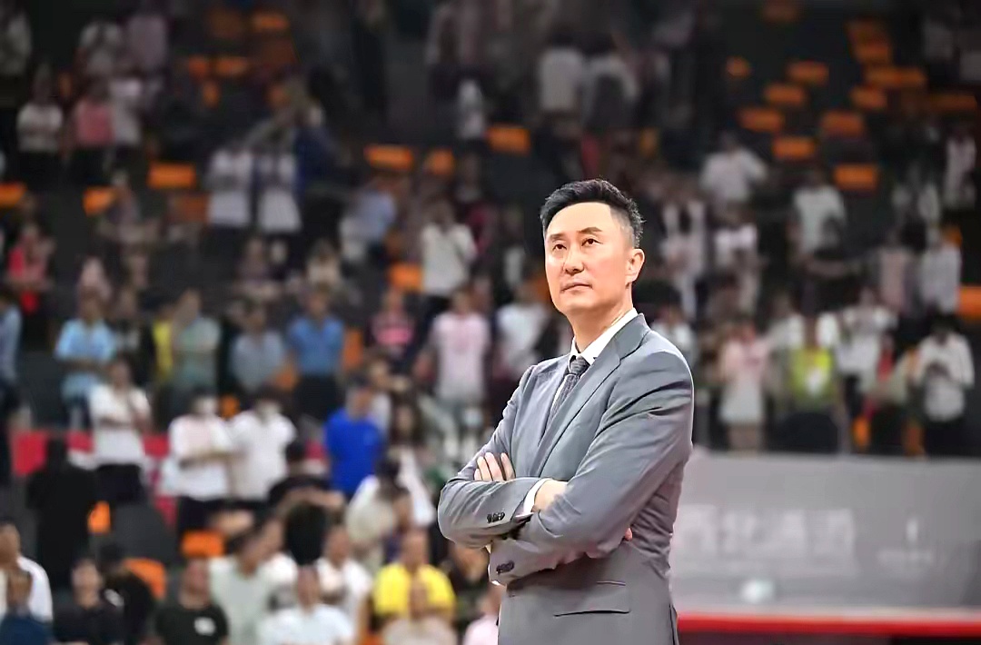 关于转折点广厦男篮防线松动，NBA季后赛加时末段攻防权衡，话题不断，训练强度明显提升的信息