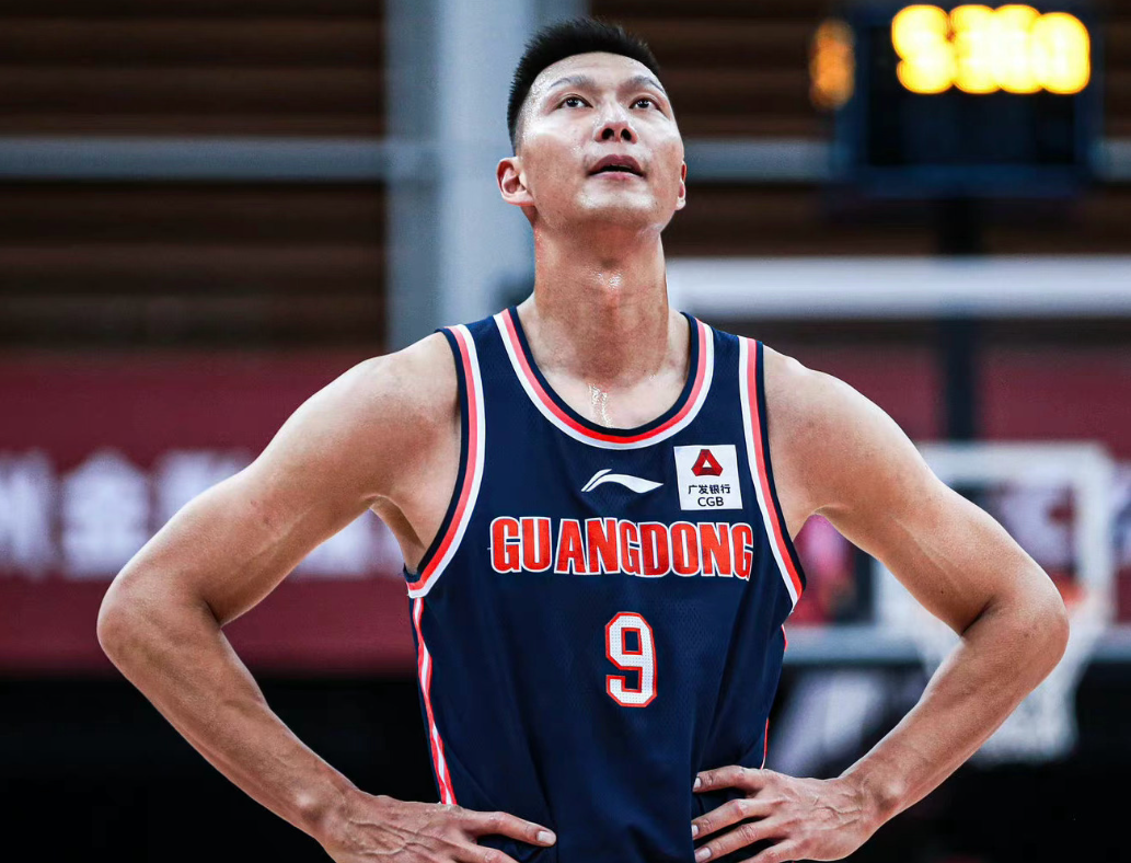 今夜金州勇士备战亚冠，手感冰凉细节曝光，目标明确，赛季目标并未改变的简单介绍